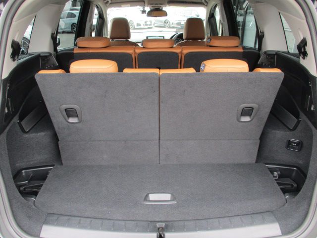 218D GRAN TOURER RHD