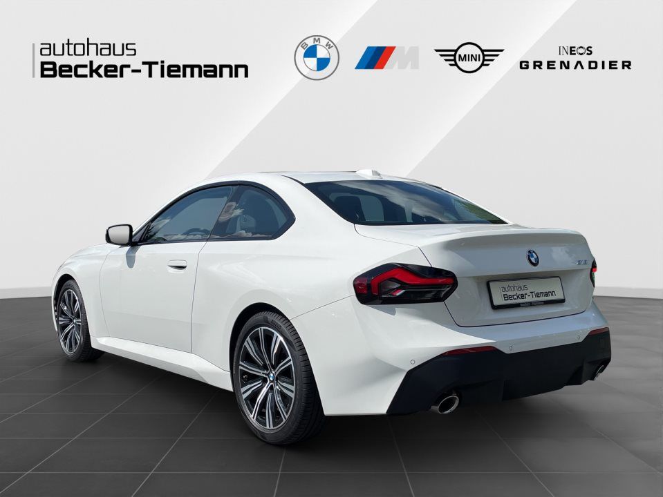 BMW 218