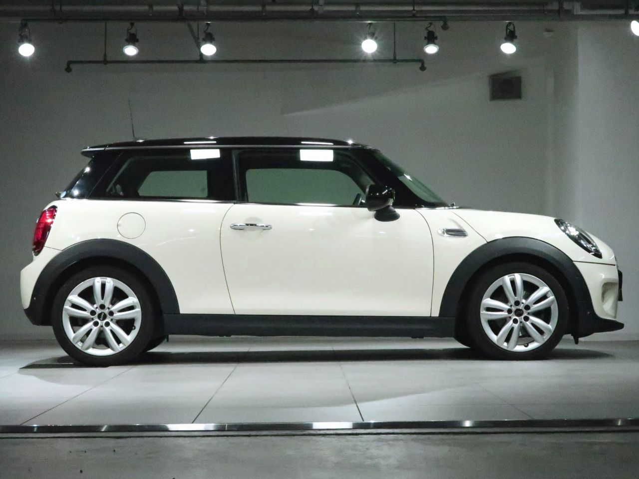 F56 MINI Cooper 3-Door Hatch LCI