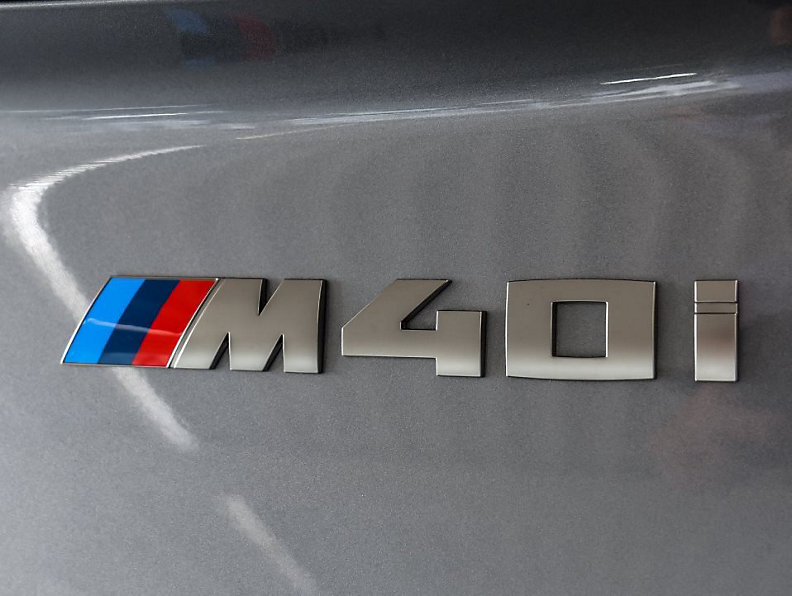 Z4 M40i