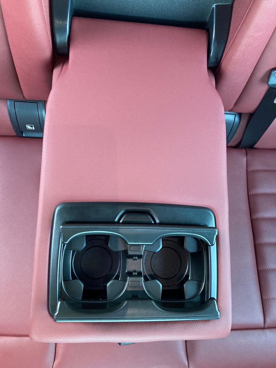 G21 320i RHD