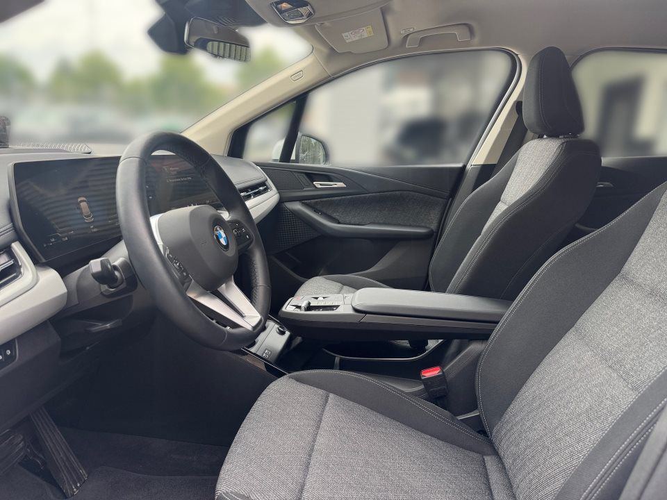 BMW 216