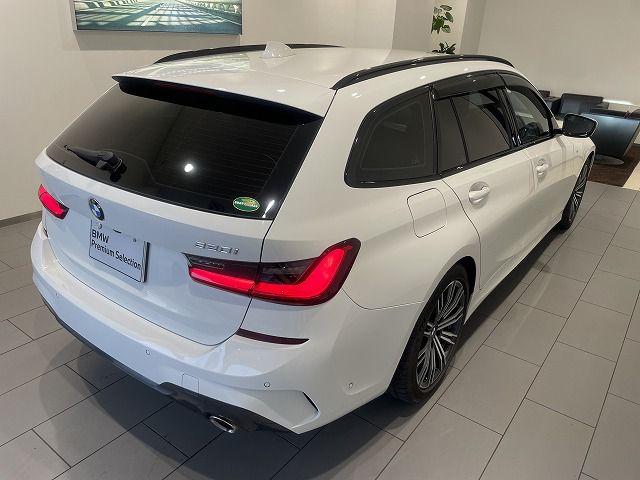 G21 320i RHD