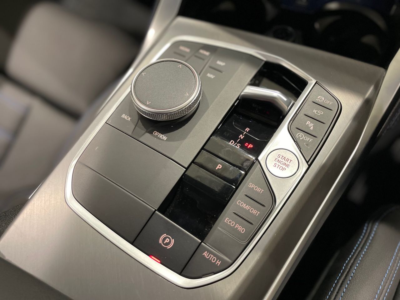 G42 220i Coupe