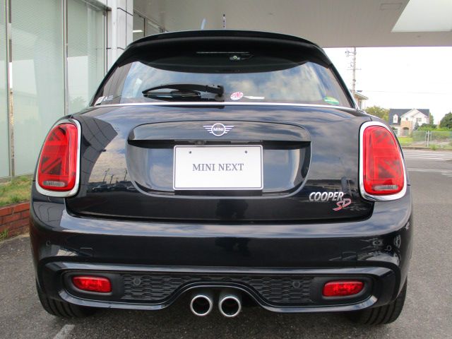 F55 MINI Cooper SD 5dr Hatch LCI