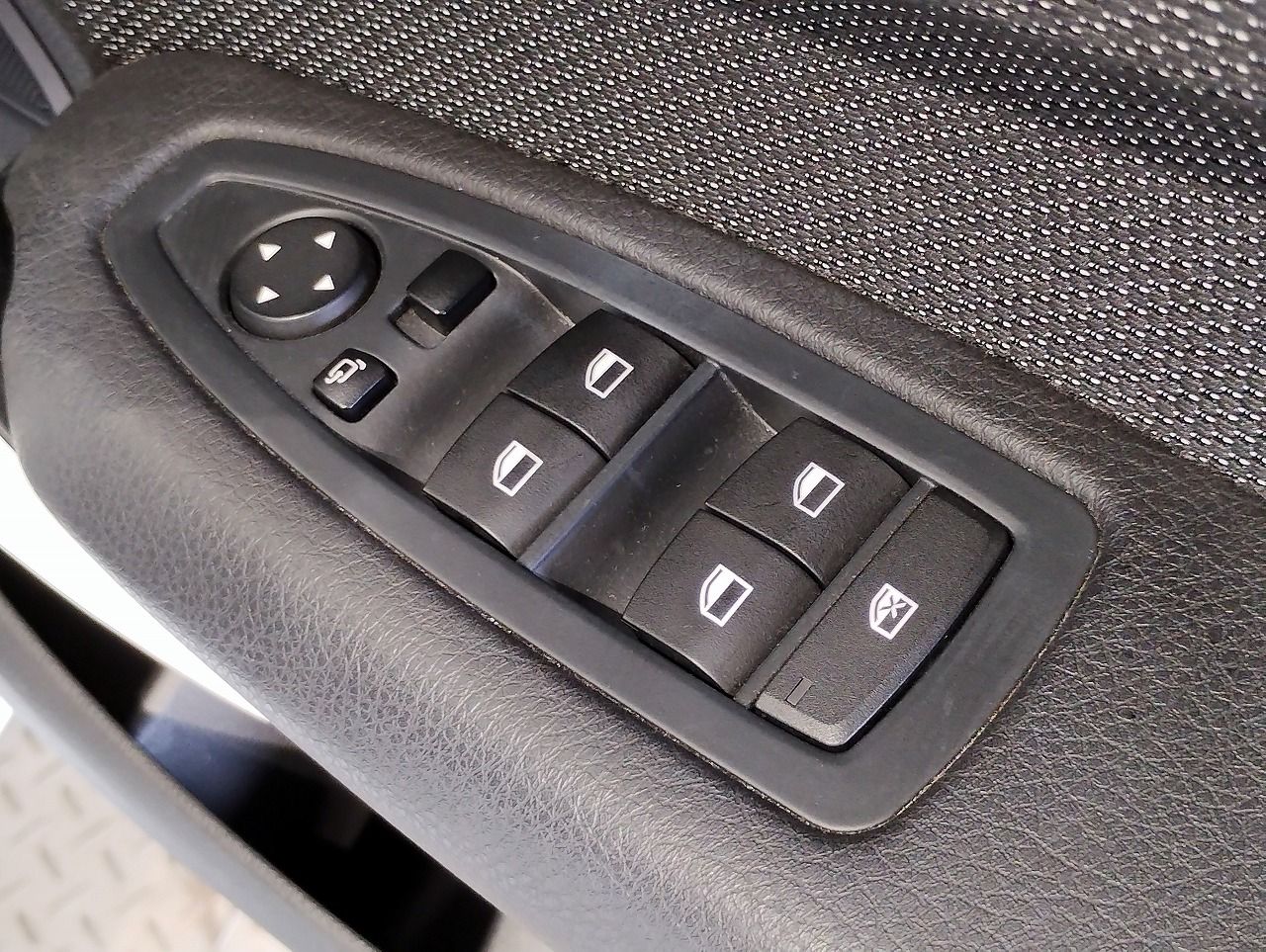 118 5DOOR RHD