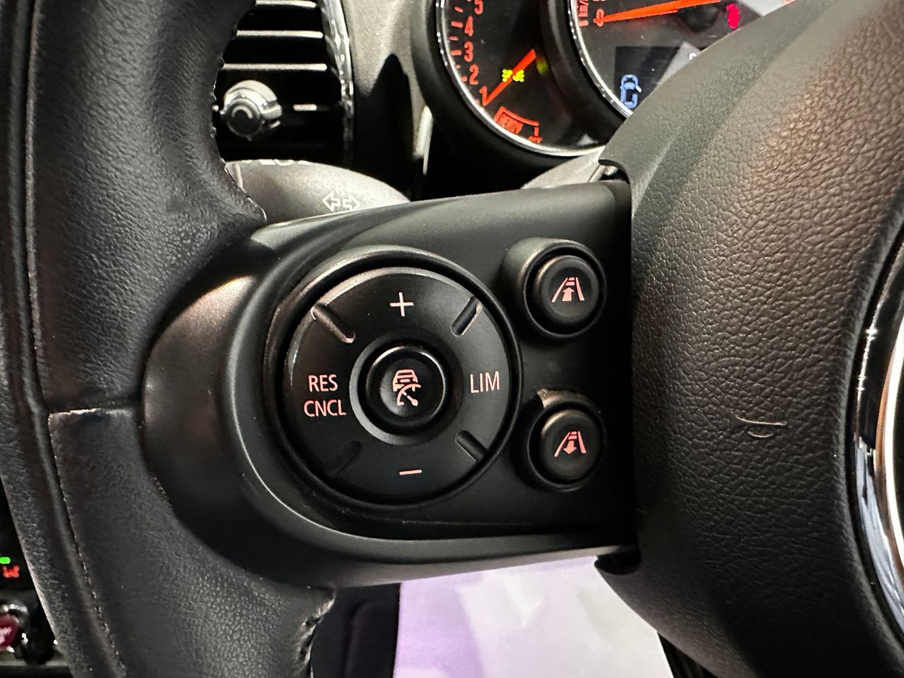 MINI COOPERS ALL4 CLUBMAN