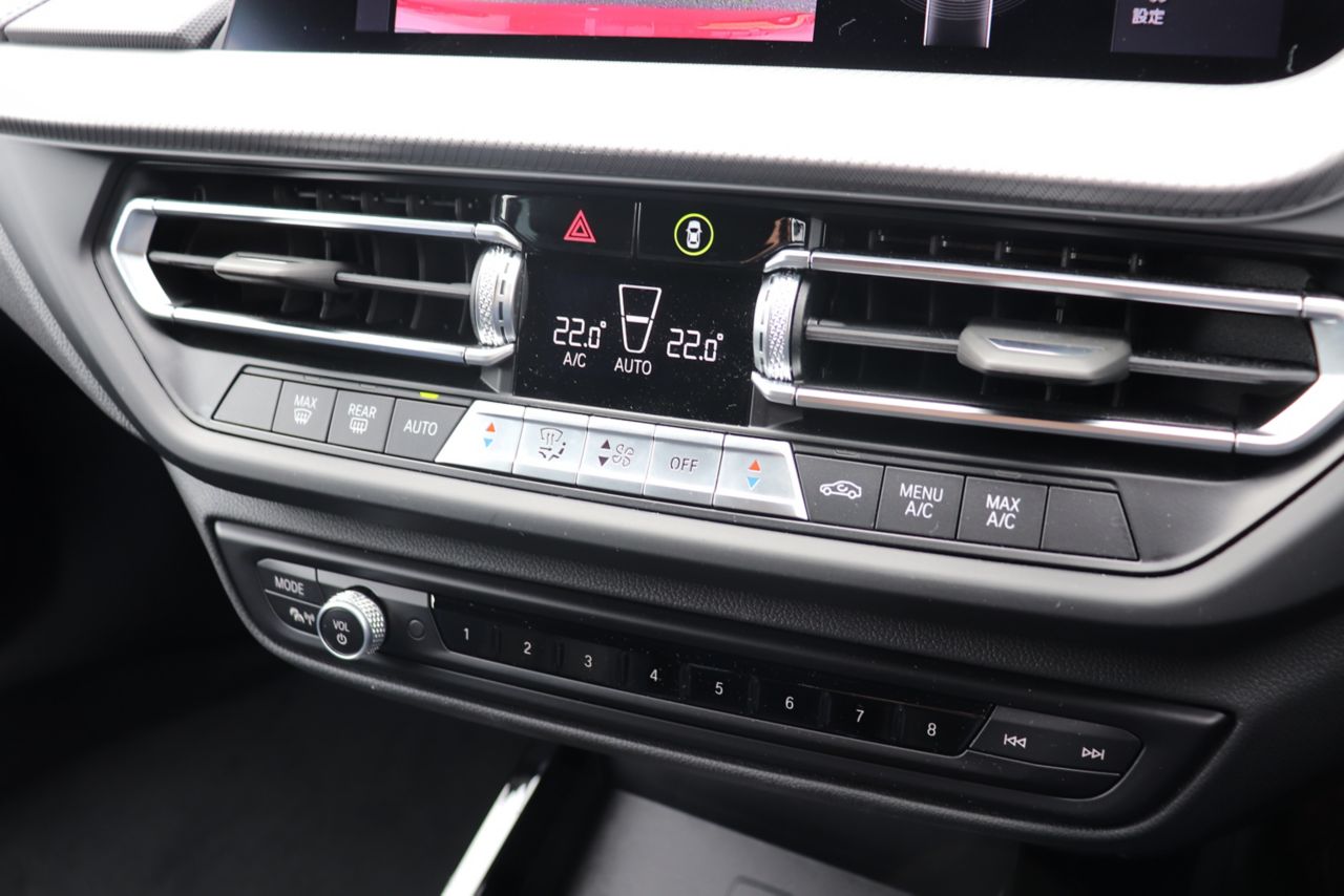 F40 118d Sports Hatch 5-door B47 2.0d