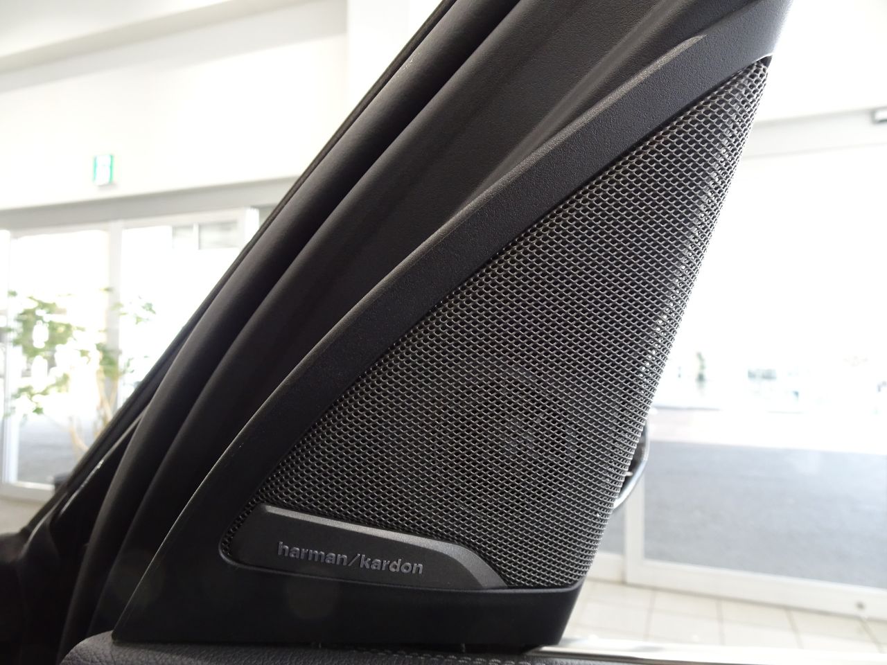 X3 20D