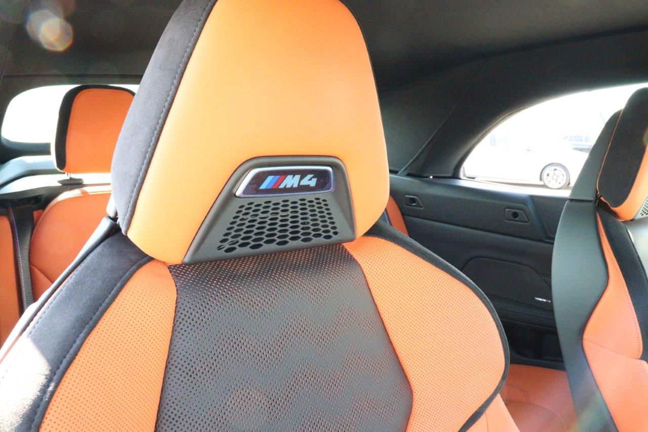 G*** M* C********** M x***** C********** RHD