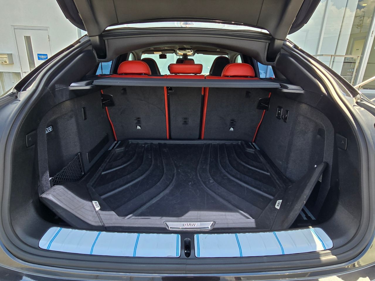 X4 M RHD