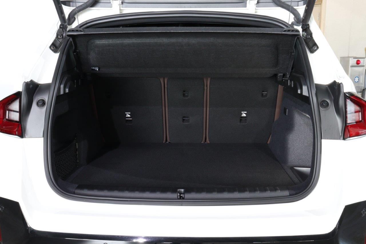 U11 iX1 xDrive30