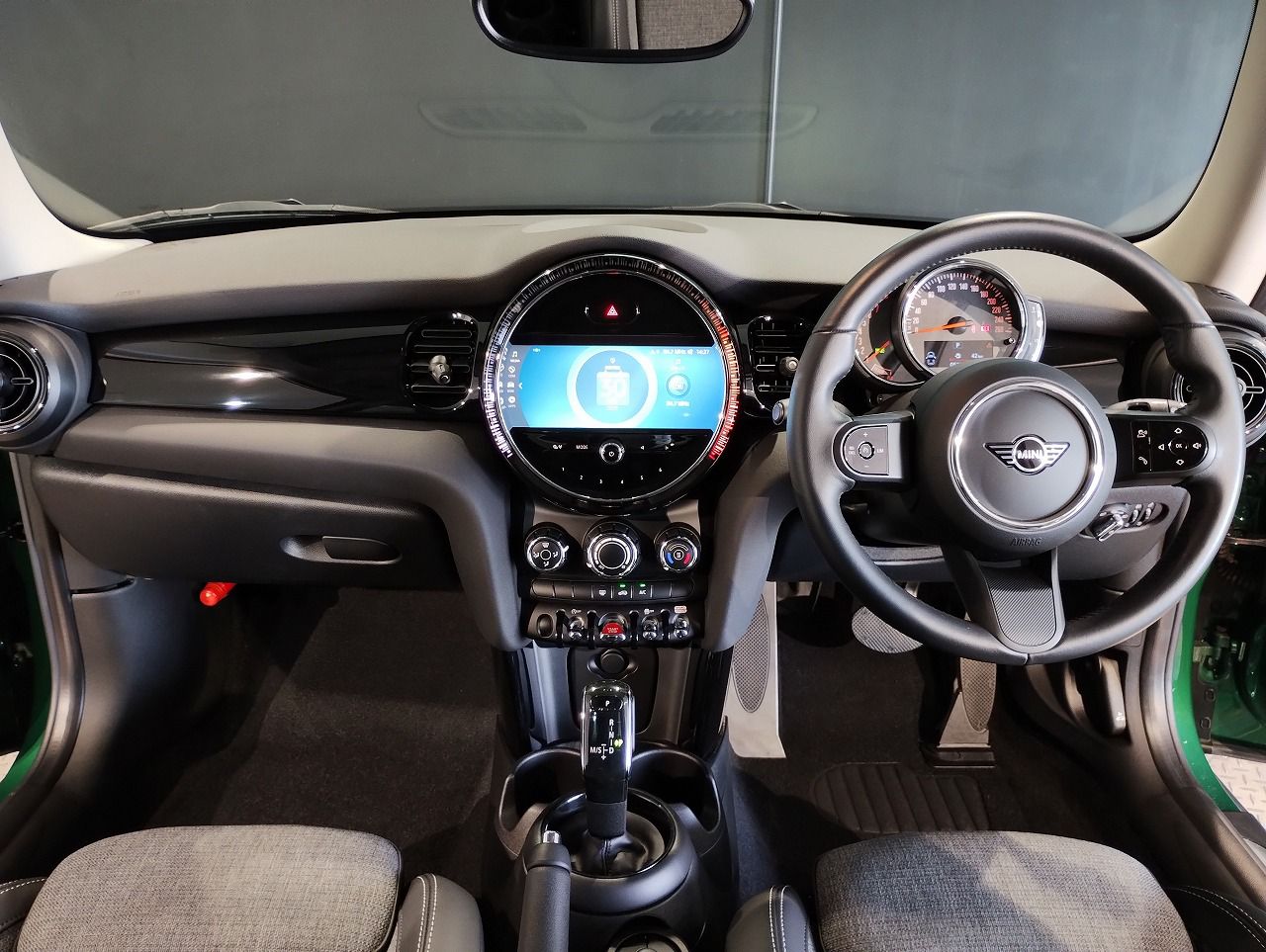 MINI One Hatch RHD F56