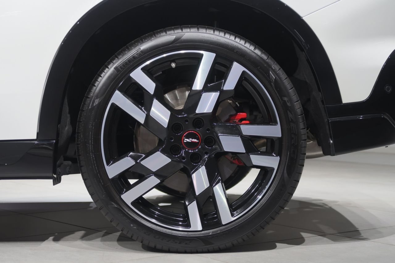 U25 MINI John Cooper Works Countryman ALL4