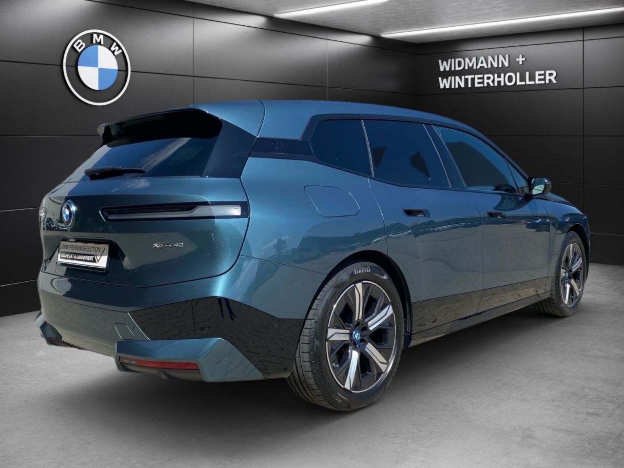 BMW iX