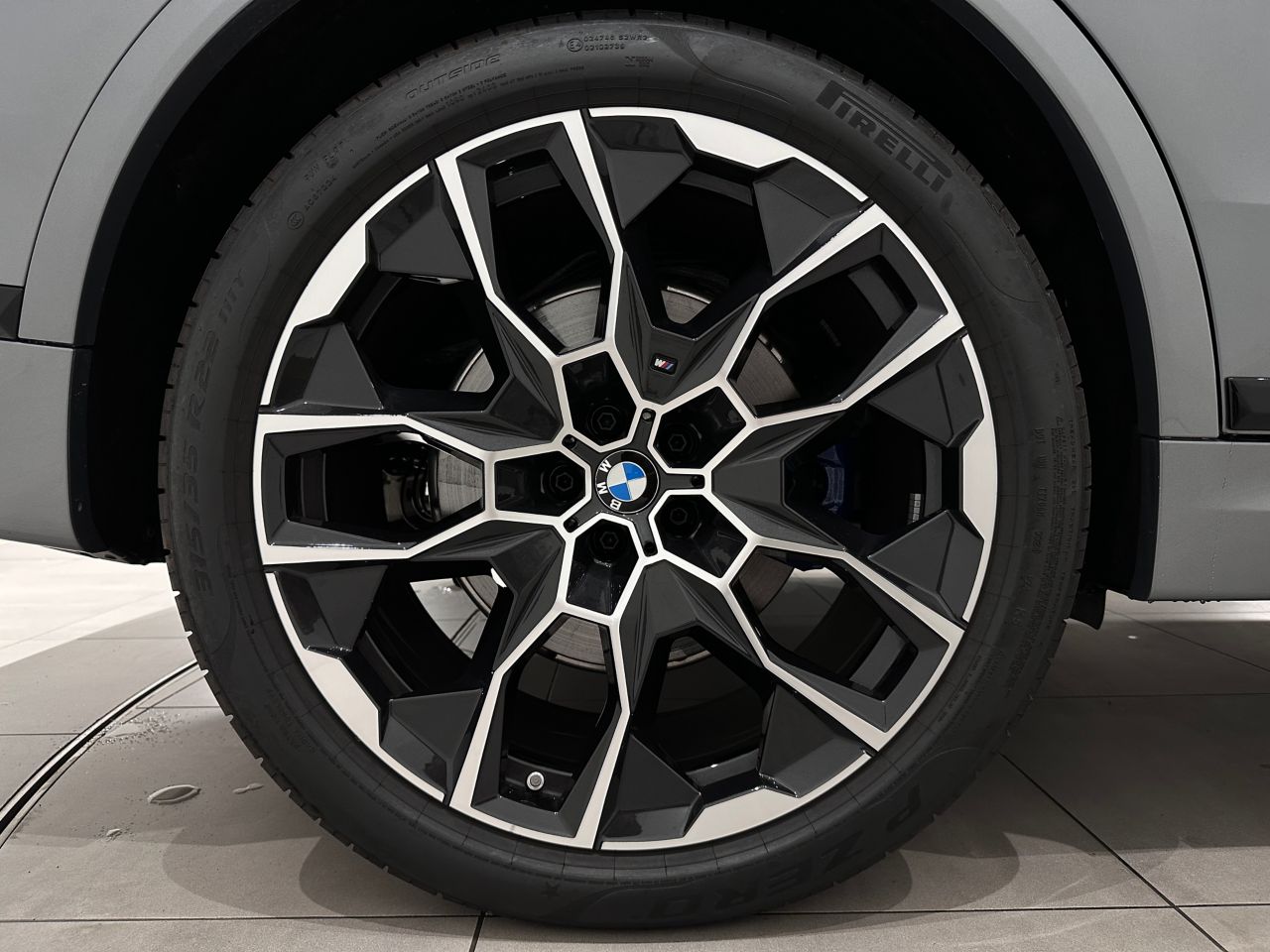 X7 xDrive40d RHD US