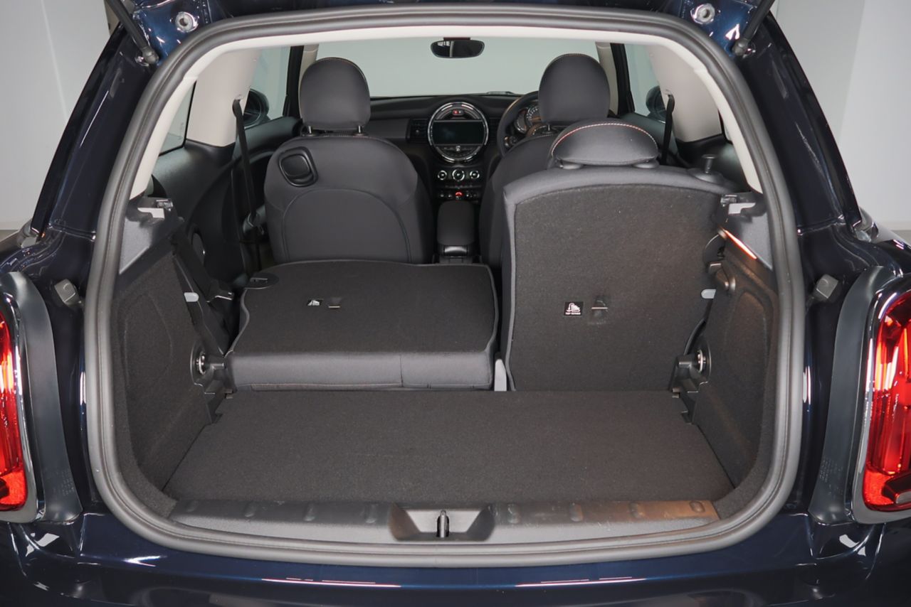 F56 MINI Cooper 3-Door Hatch LCI