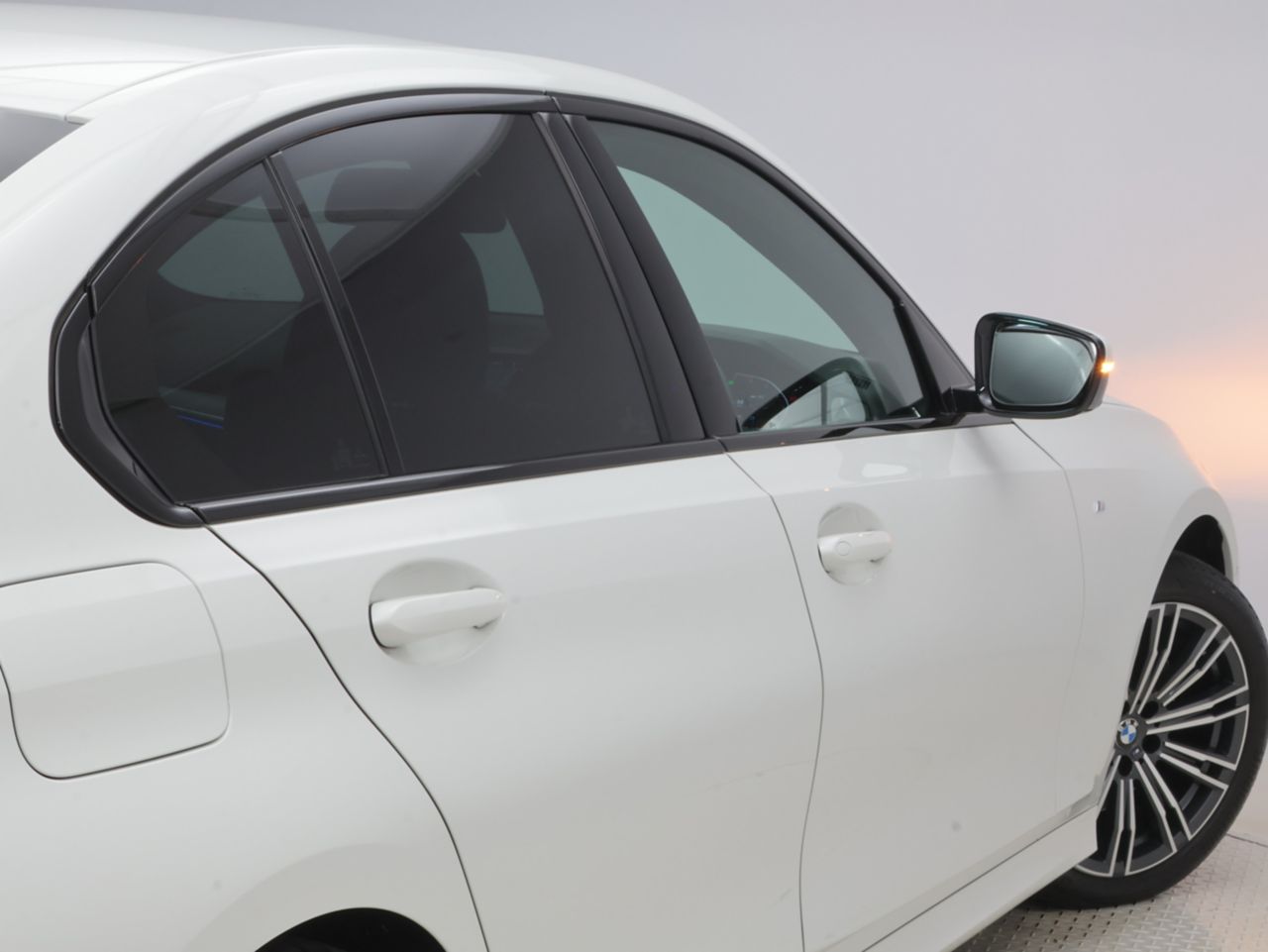 G20 330i Saloon RHD MX