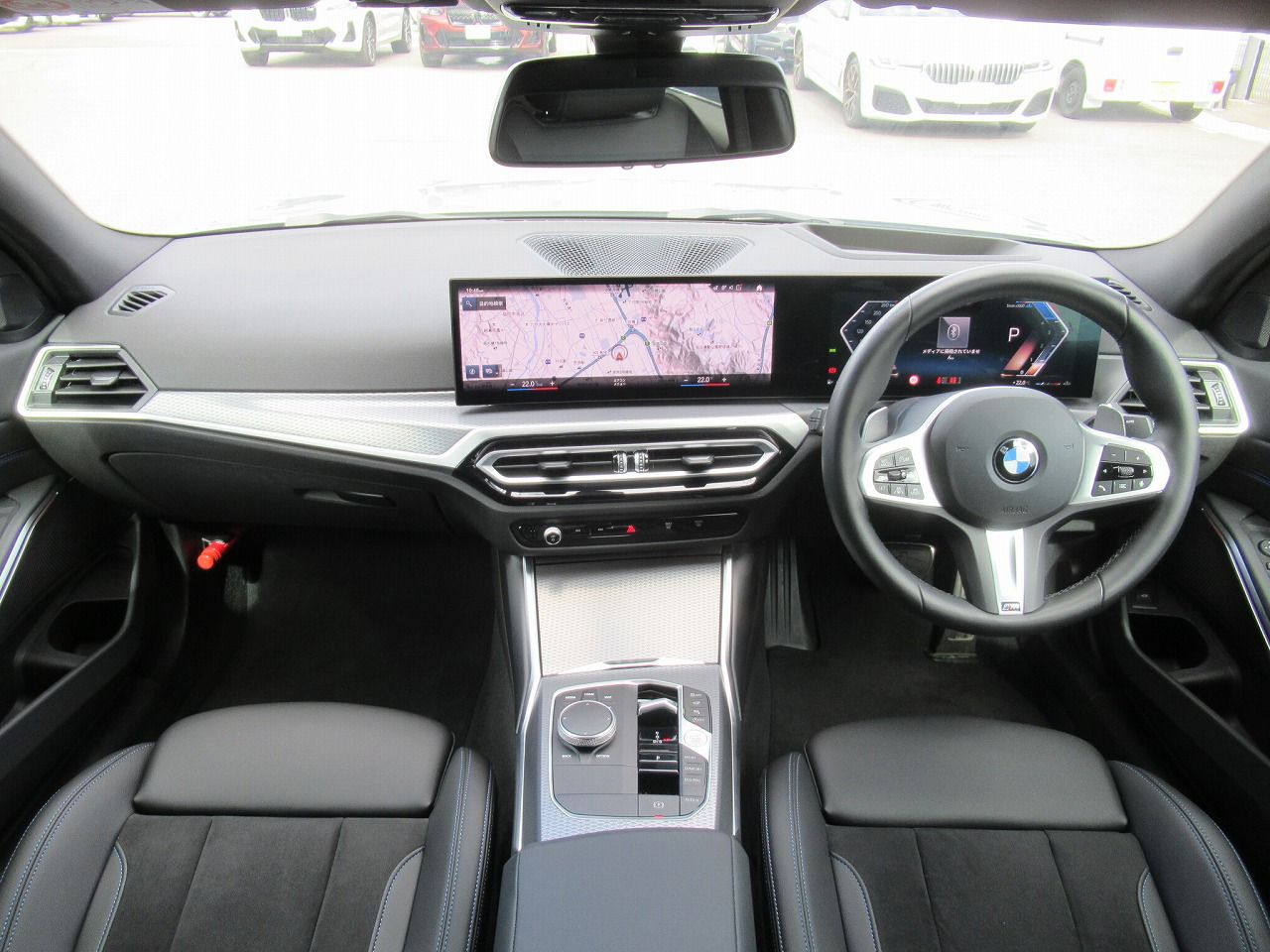 320d xDrive Berline RHD