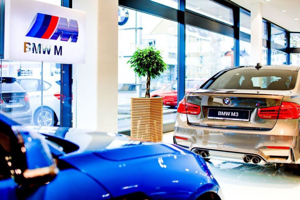 BMW 218