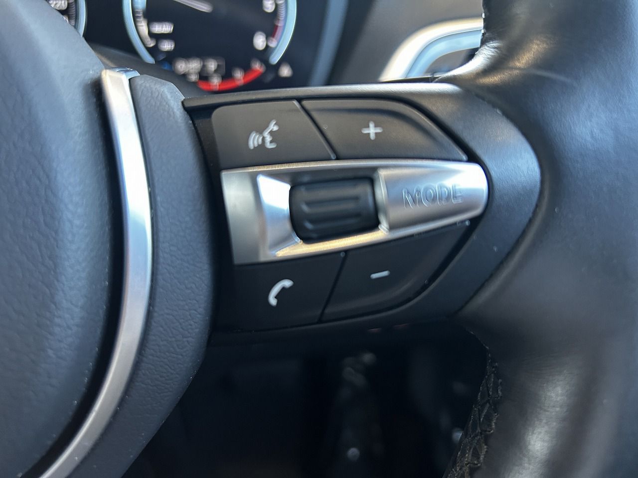 118D 5DOOR RHD
