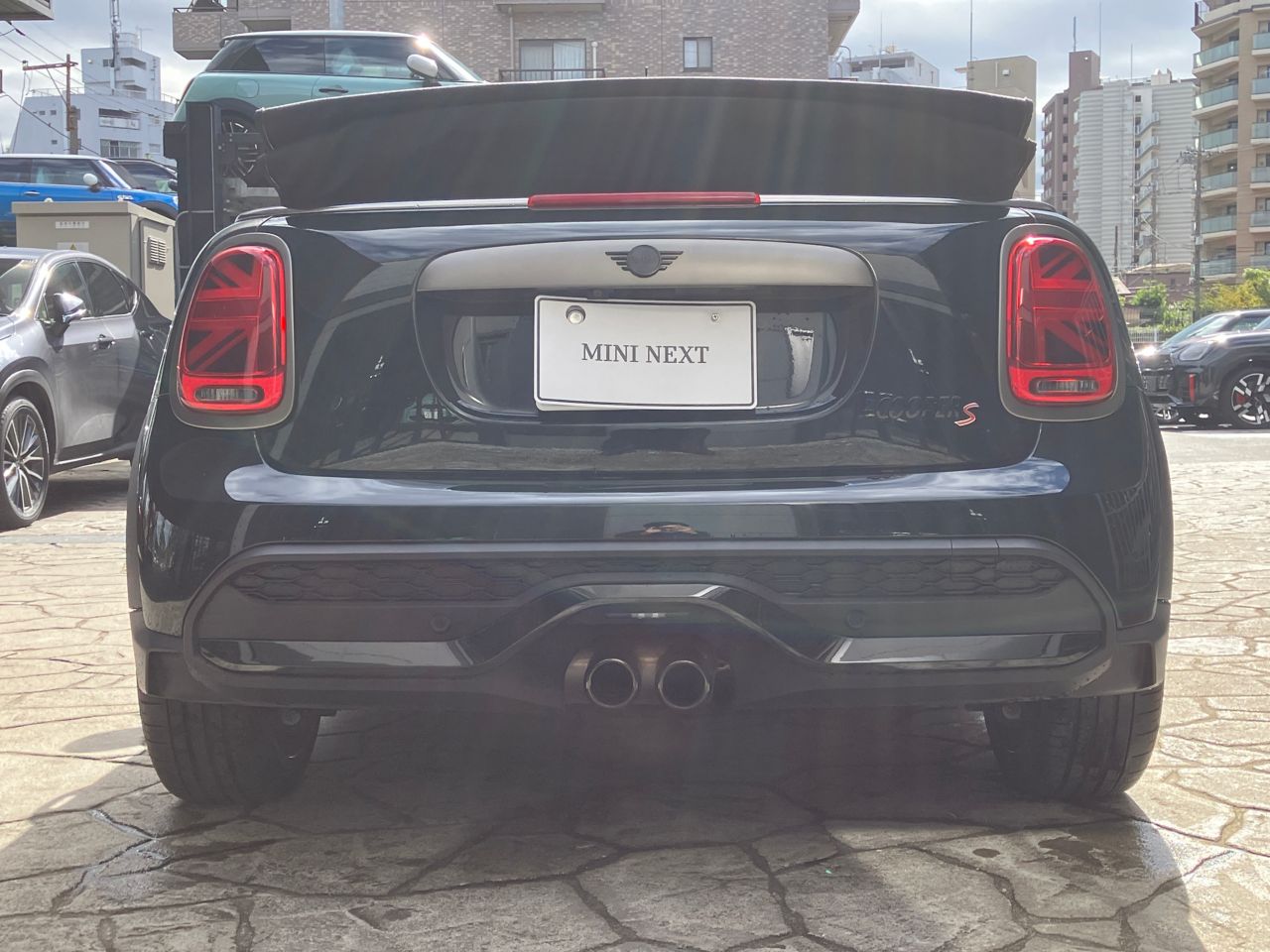 MINI Cooper S Convertible RHD