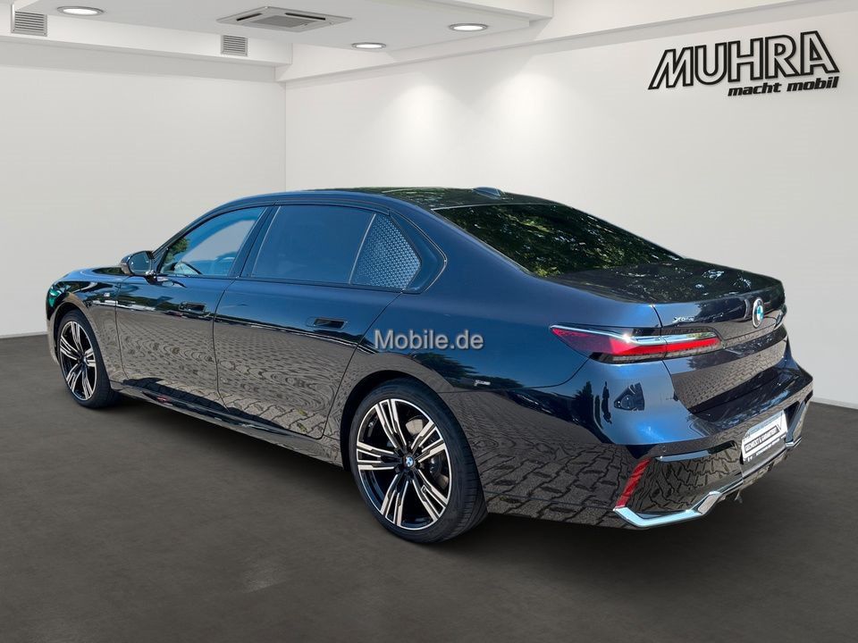 BMW 740