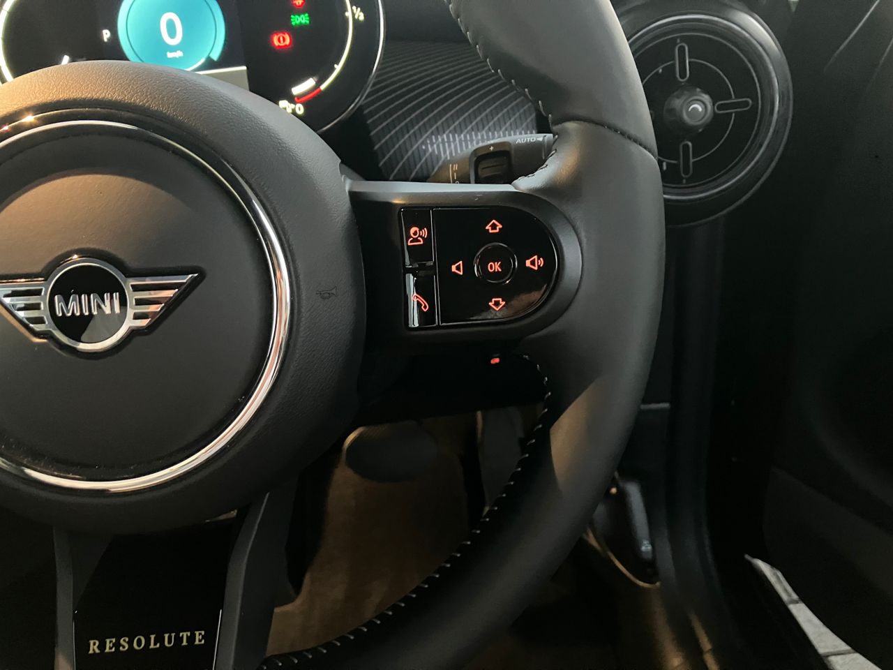 MINI Cooper S Convertible RHD