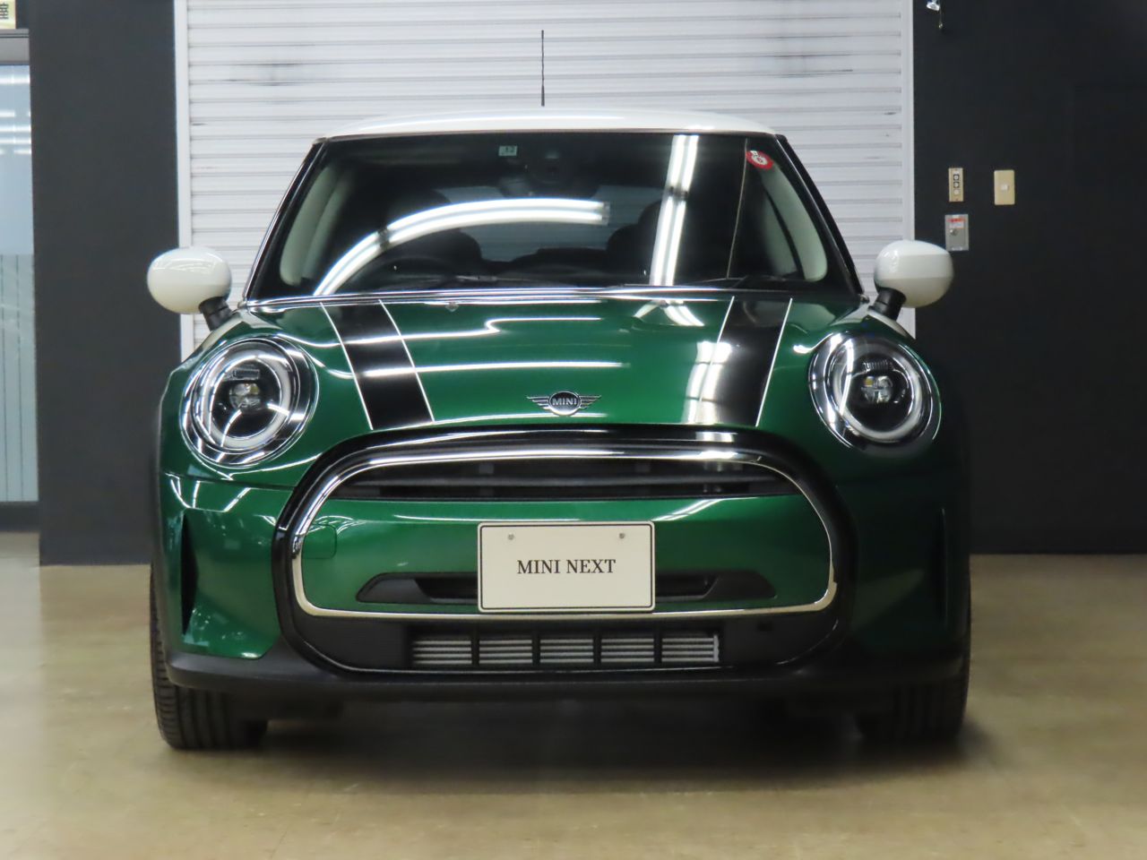 MINI Cooper F56 RHD