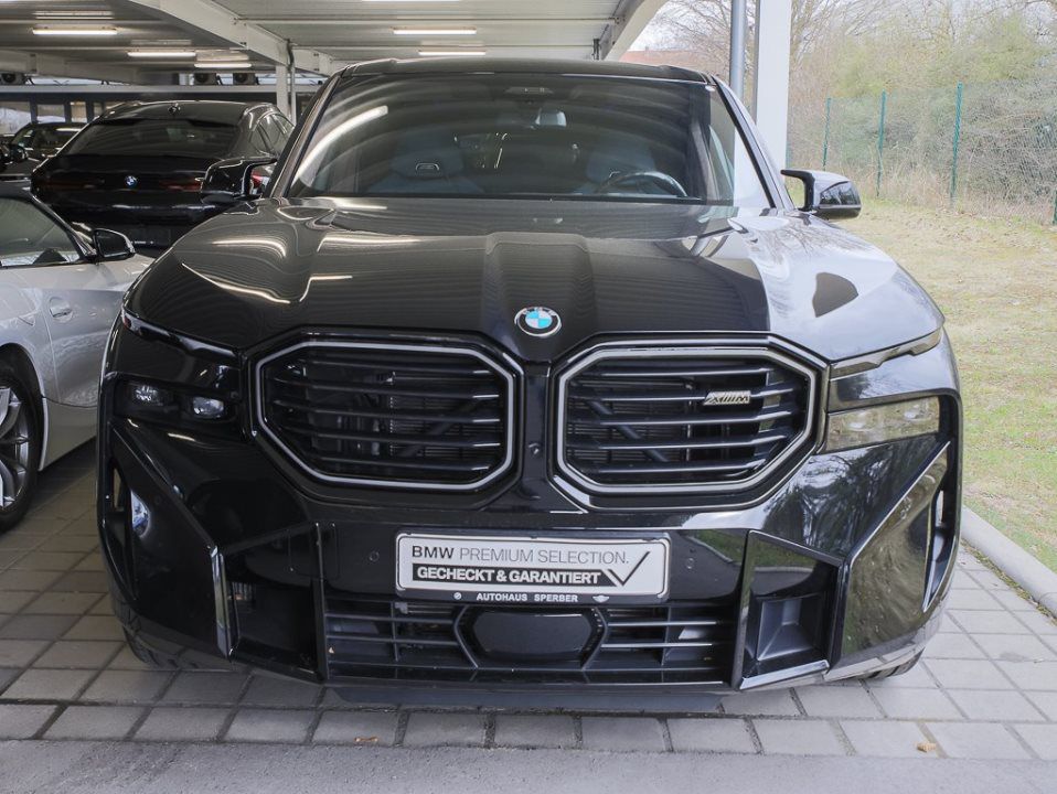 BMW XM