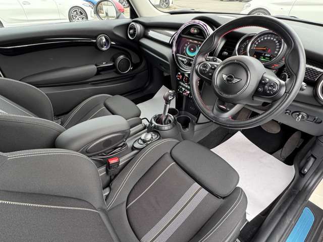 F56 MINI COOPER S
