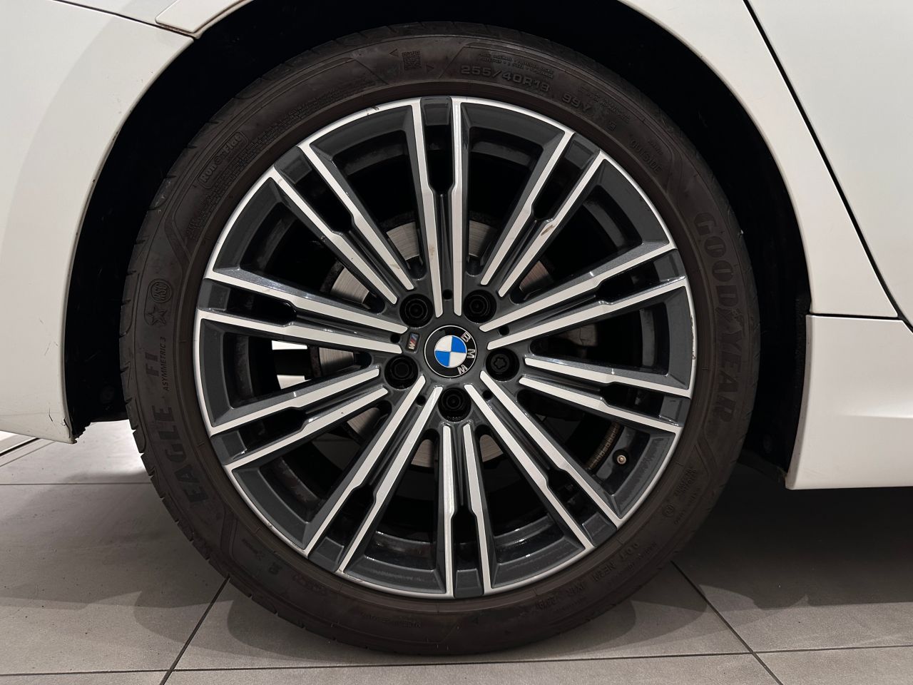 G20 320i Saloon RHD TU