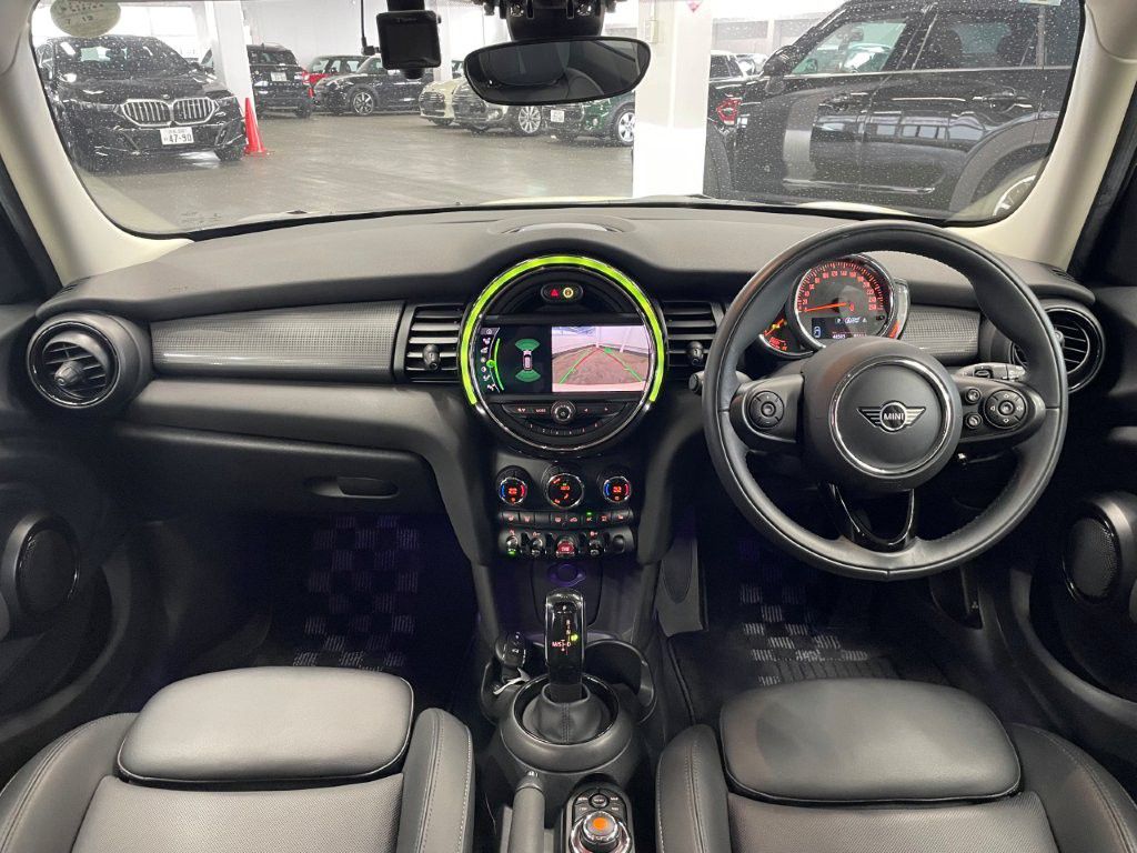 F55 MINI Cooper 5-Door Hatch LCI