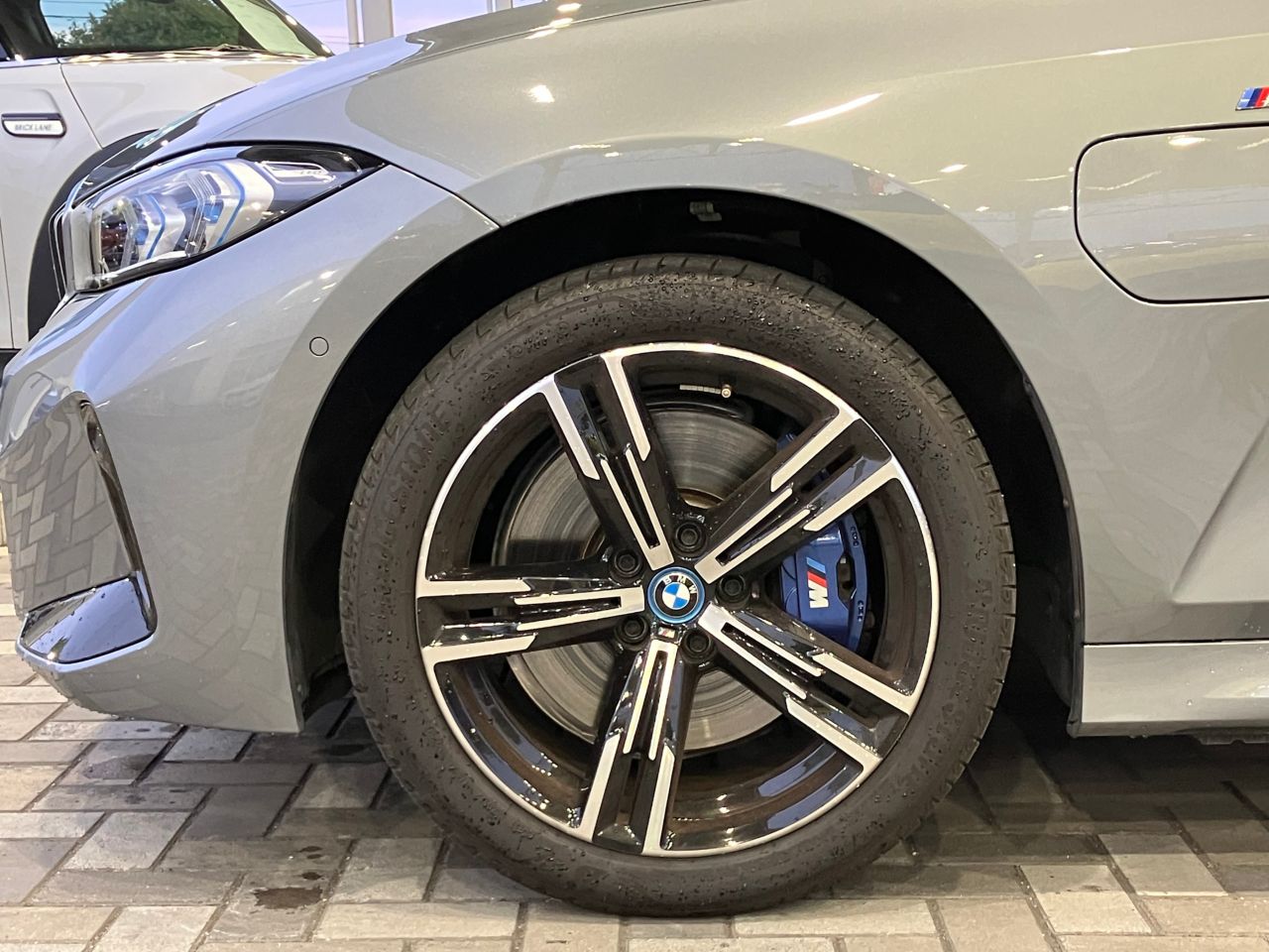 G20 330e Saloon LCI RHD MX