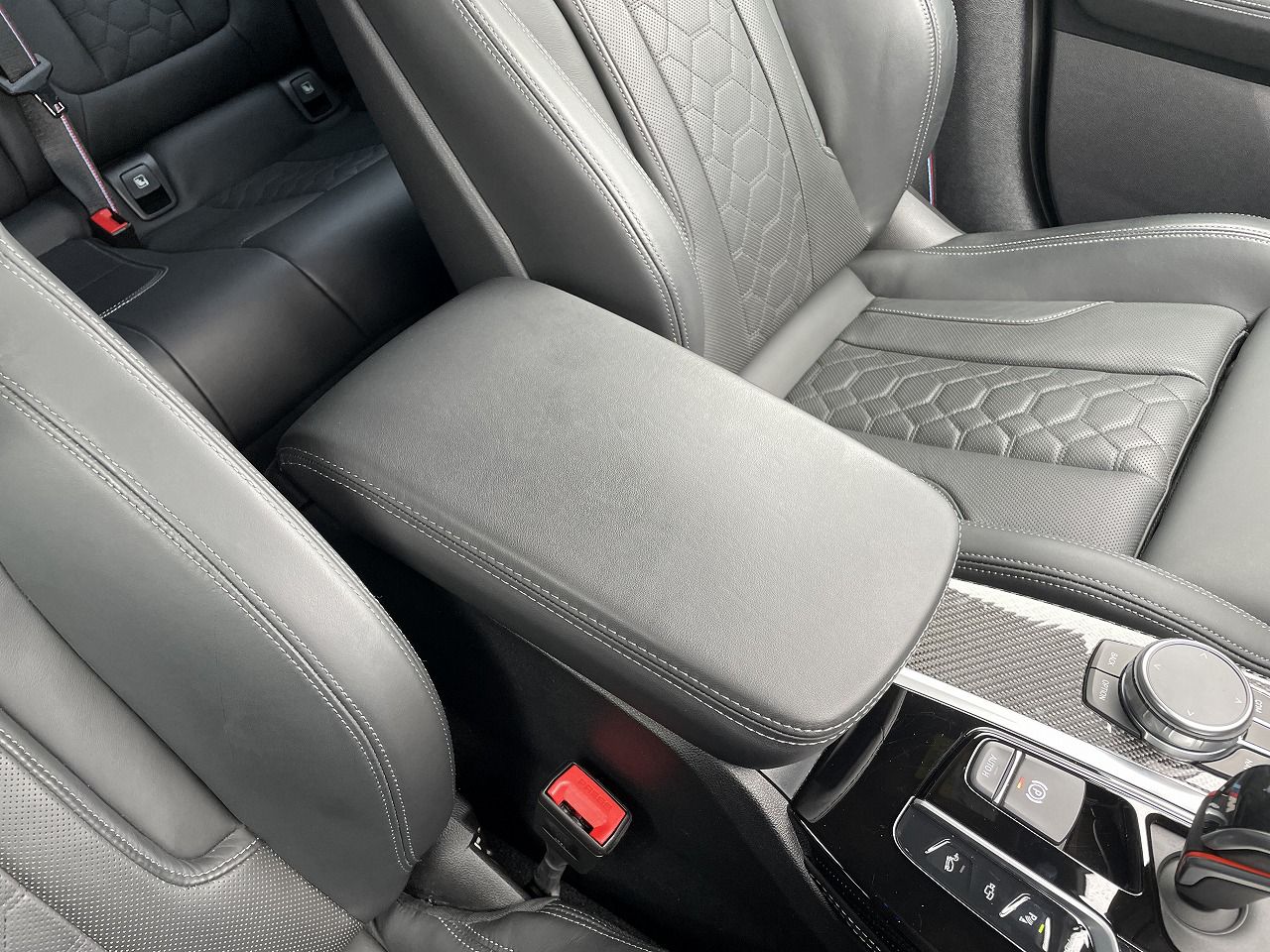 X4 M RHD