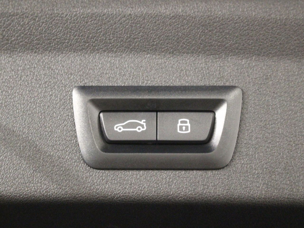 M135 xDrive Sports Hatch