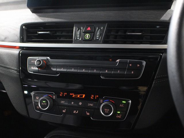X1 sDrive18i RHD