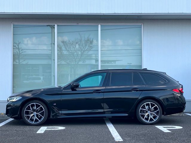 520d xDrive Touring RHD