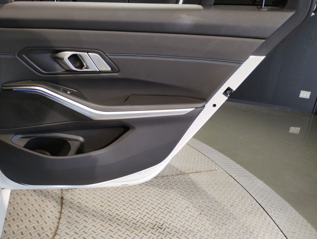 G21 318i Touring