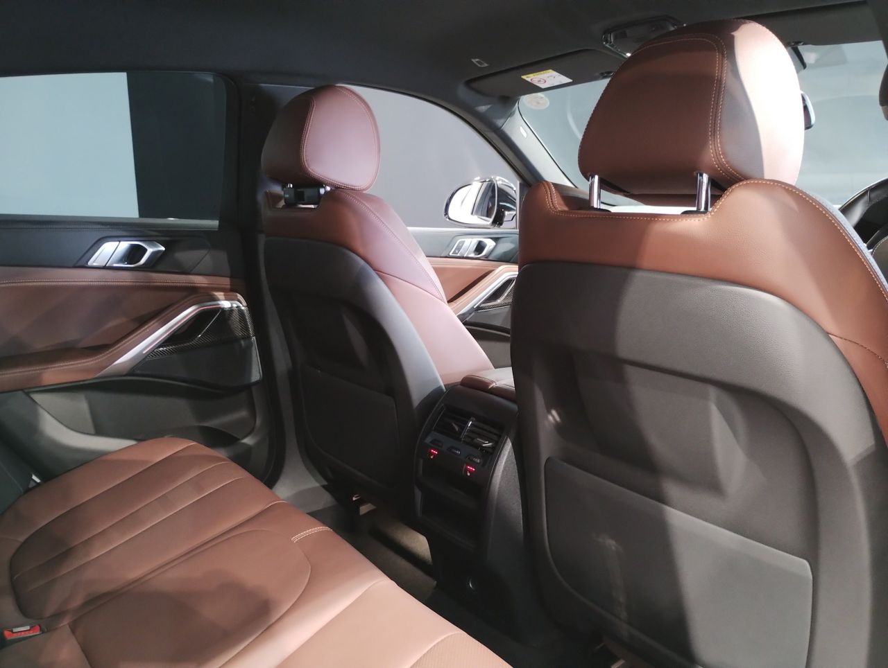 X* M50i RHD