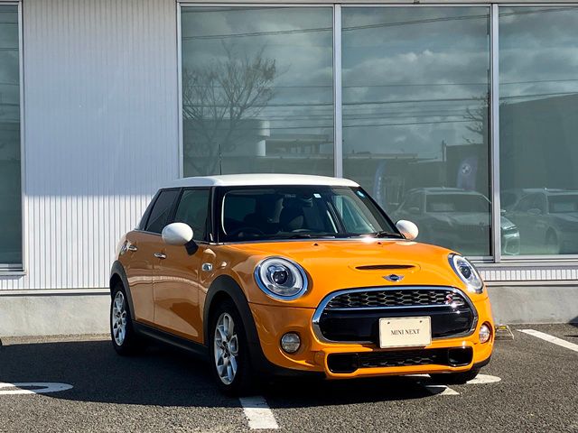 F55 COOPER S