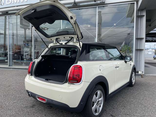 F56 MINI Cooper 3-Door Hatch LCI