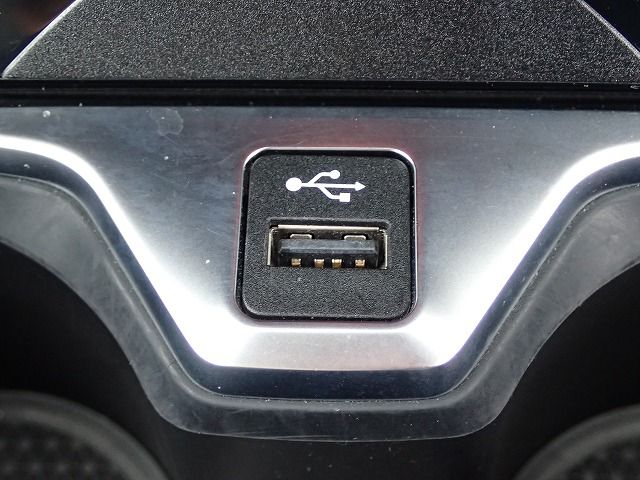 F40 118d Sports Hatch 5-door B47 2.0d