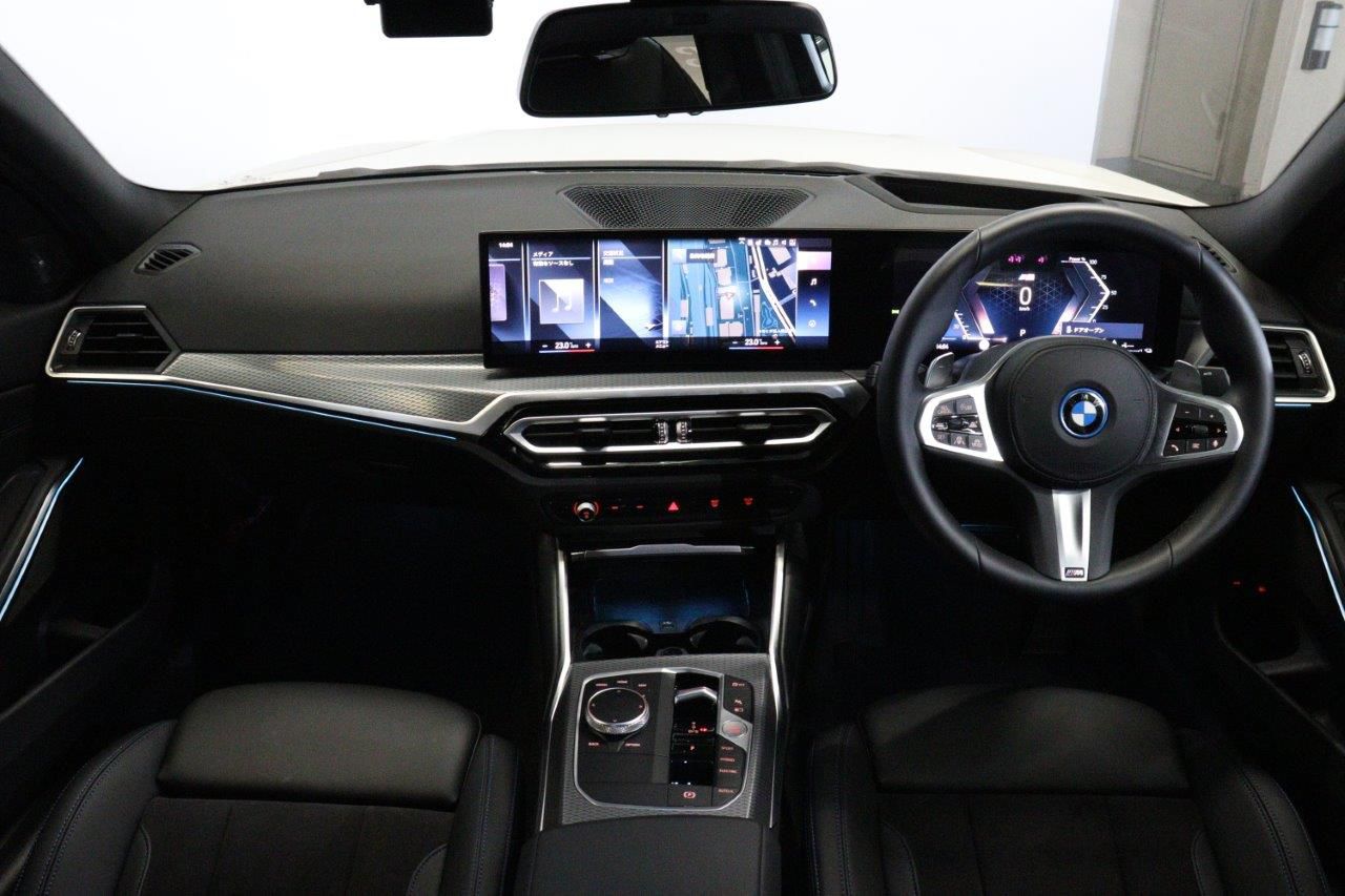 G20 330e Saloon LCI RHD MX