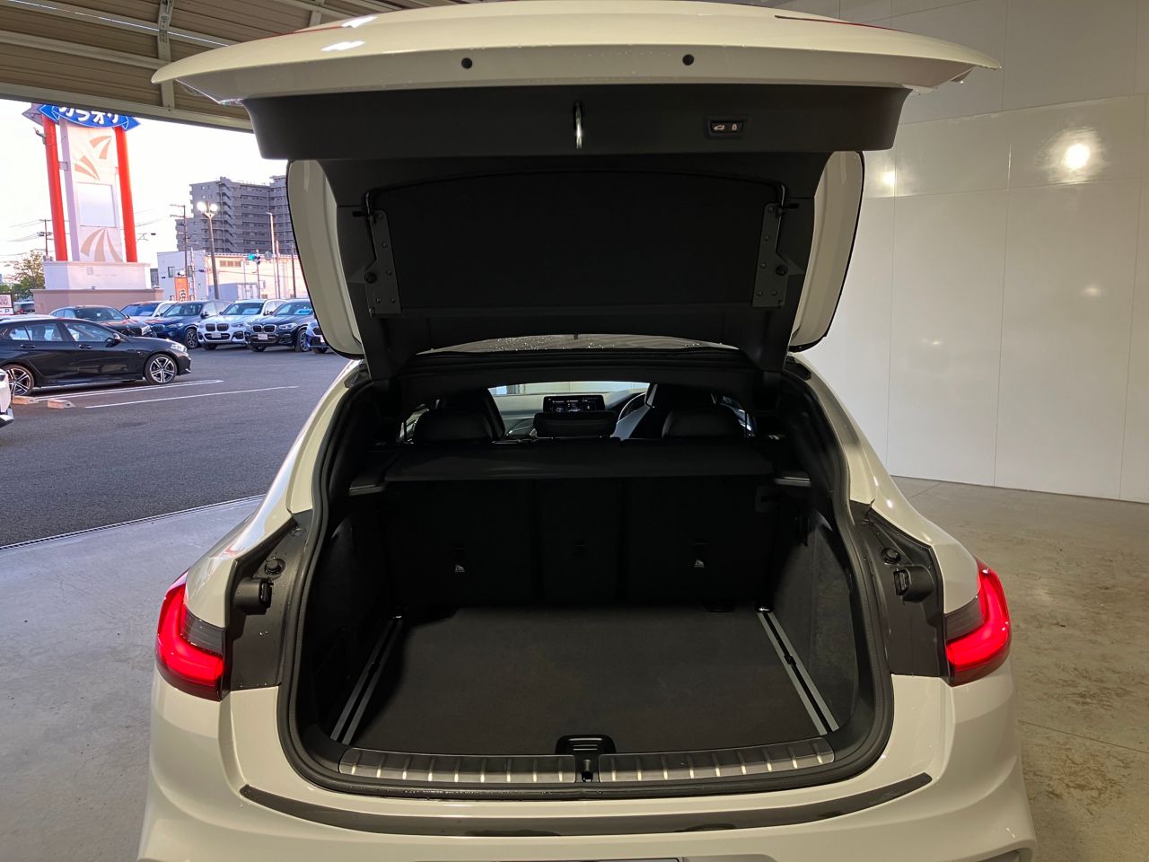 X4 M RHD