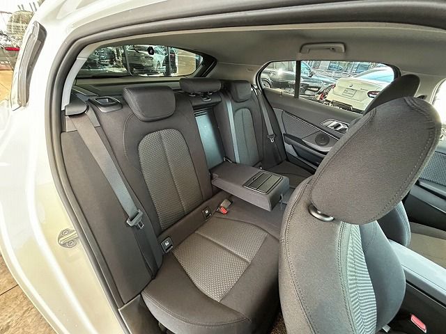 F40 118d Sports Hatch 5-door B47 2.0d