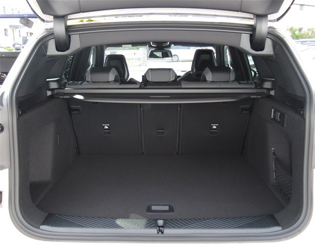 X3 M50 US