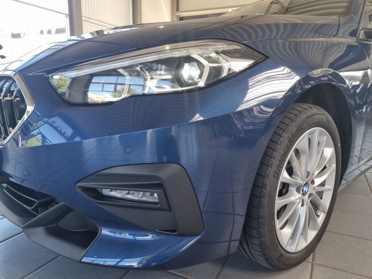 BMW 218