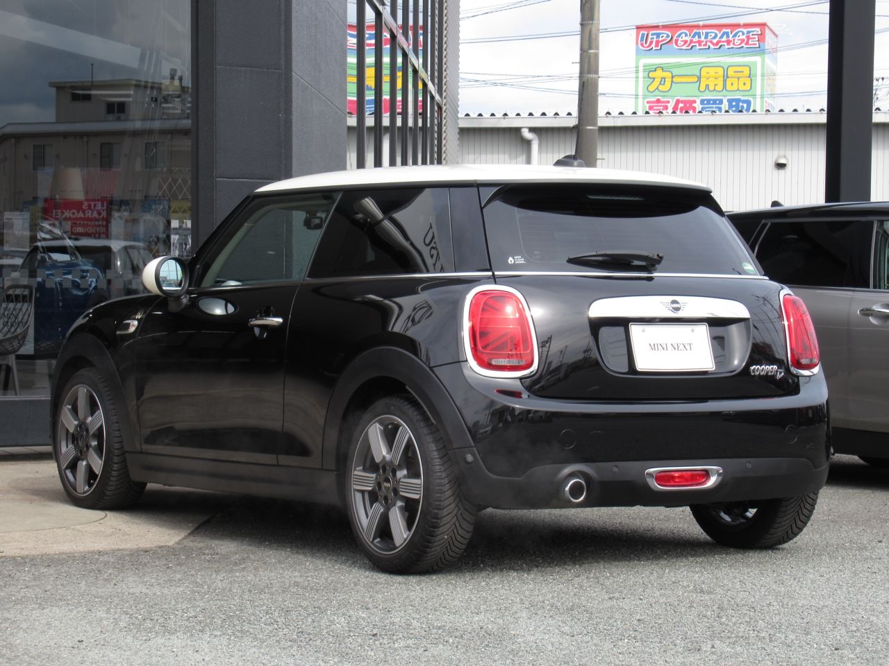 F56 COOPER D (AT)