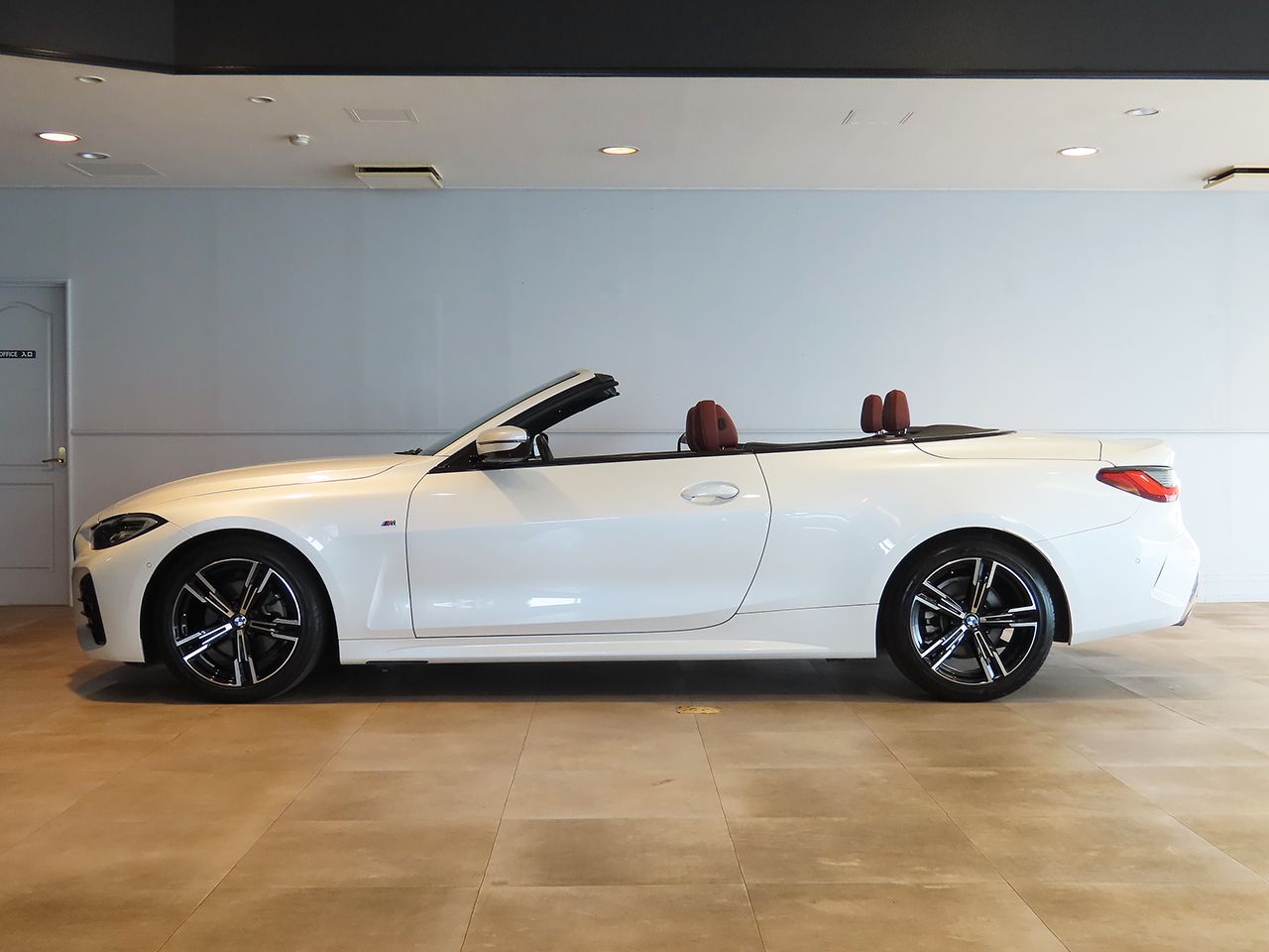 G23 420i Convertible RHD